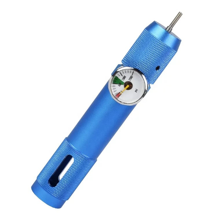 Portable Co2 refill for gas pistols